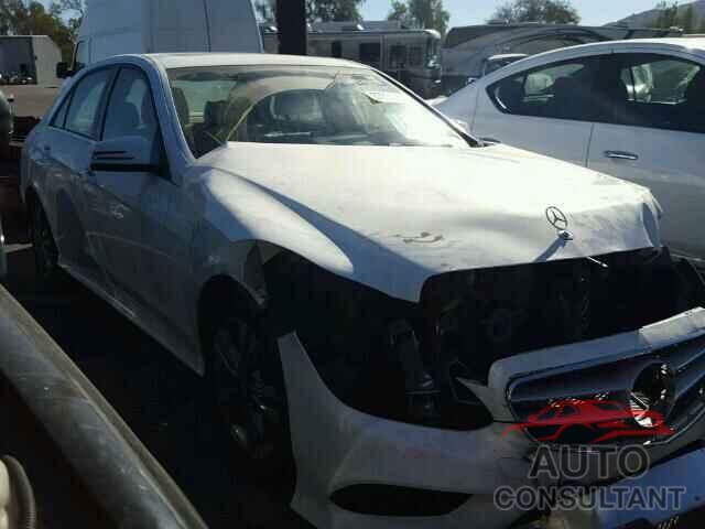 MERCEDES-BENZ E250 2016 - WDDHF0EB2GB251568