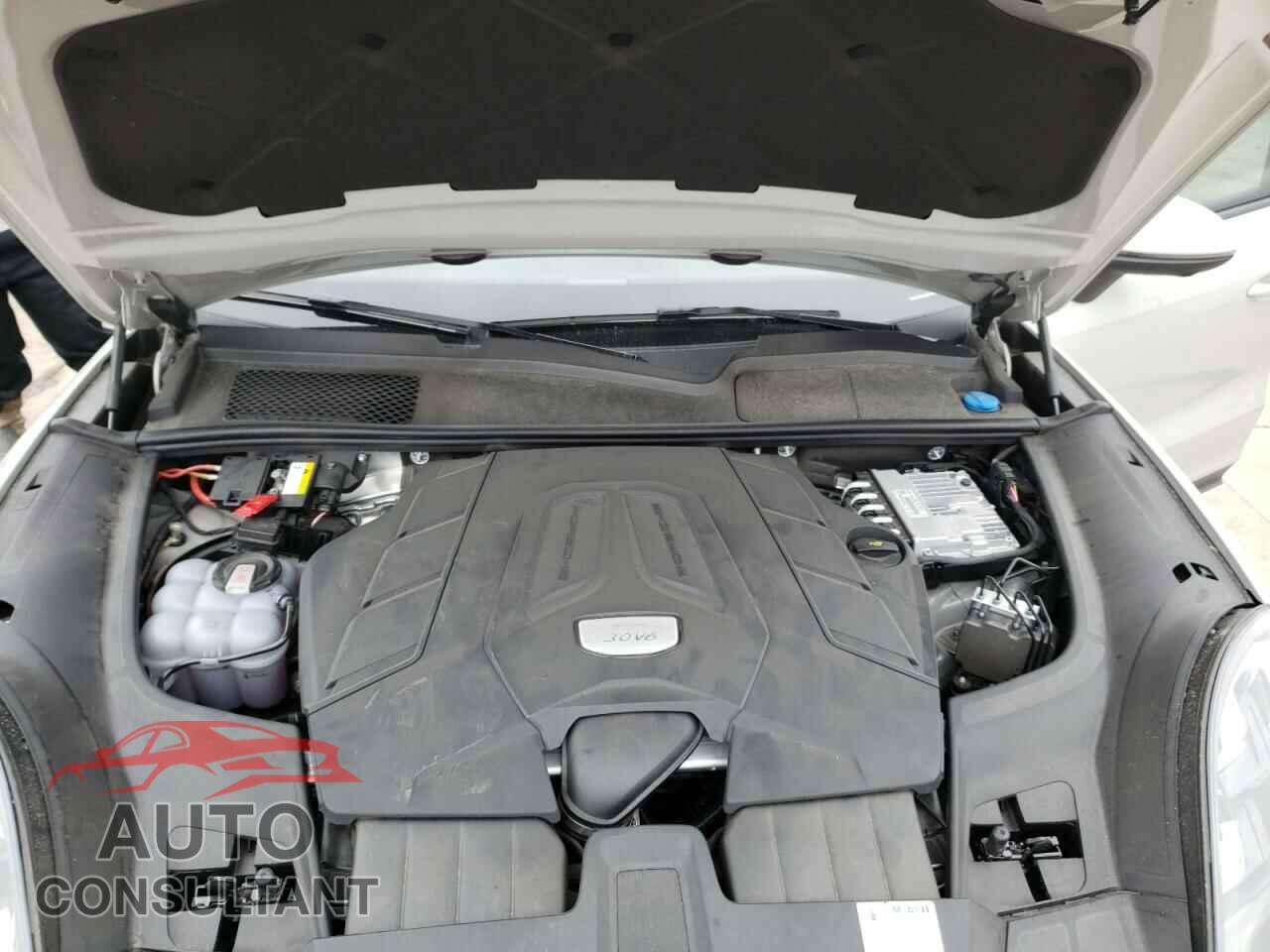 PORSCHE CAYENNE 2021 - WP1AA2AY4MDA09170