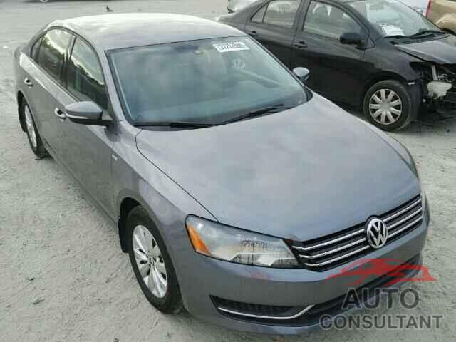 VOLKSWAGEN PASSAT 2015 - 1VWAT7A37FC042196