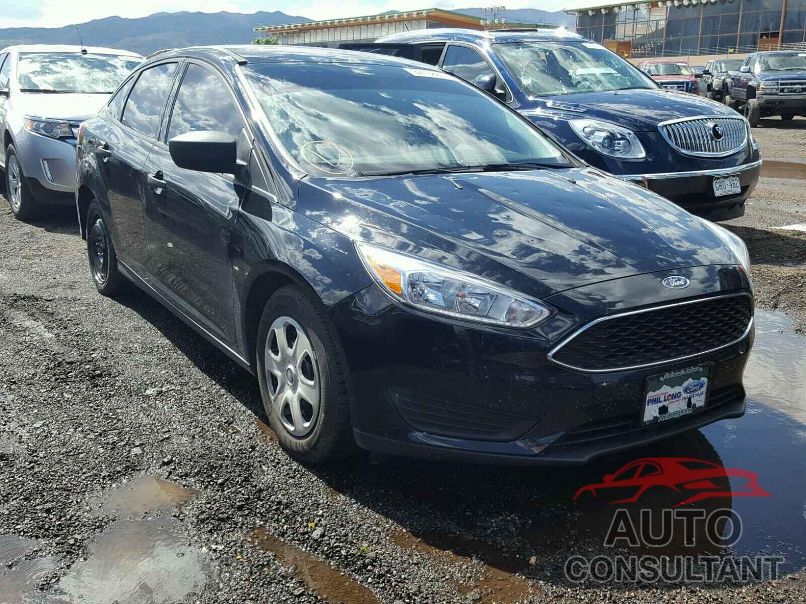 FORD FOCUS 2018 - 1FADP3E29JL240792