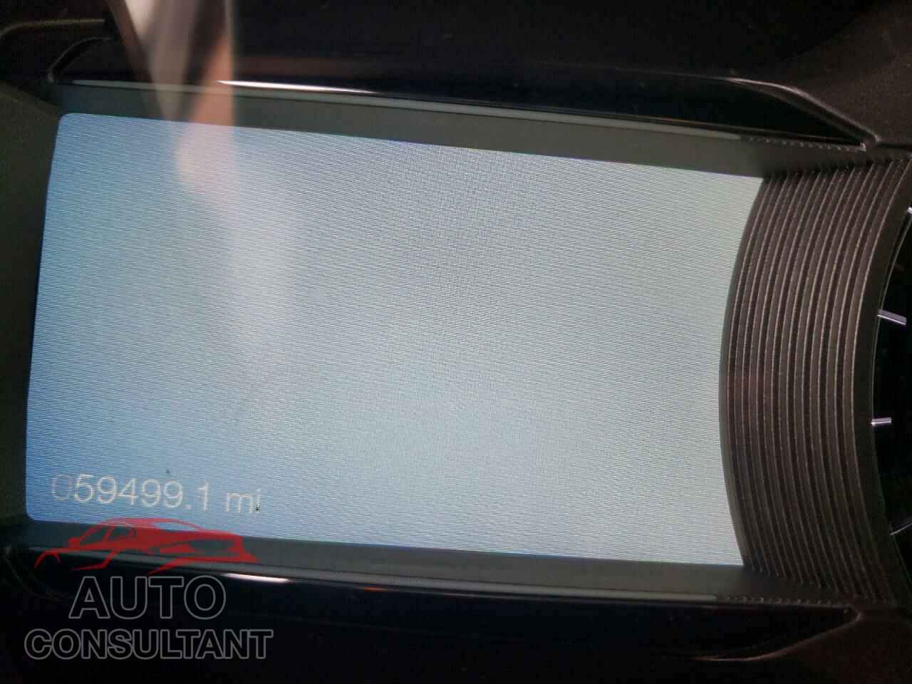 FORD TAURUS 2019 - 1FAHP2F86KG111532