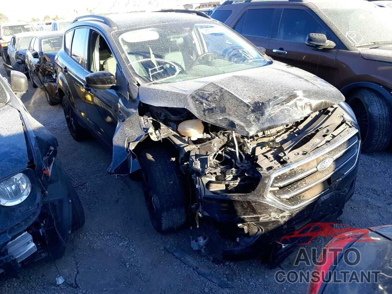 FORD ESCAPE 2017 - 1FMCU0GD0HUE73892