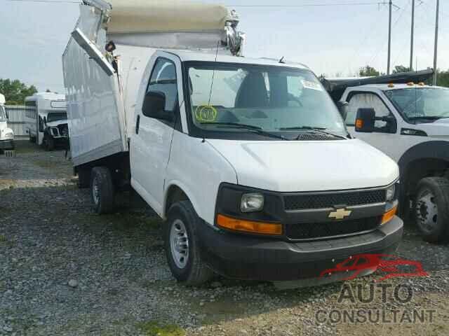 CHEVROLET EXPRESS 2015 - 1GB0G2CF1F1223761