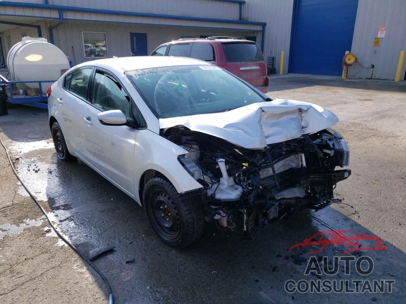 KIA FORTE 2018 - 3KPFL4A77JE202959