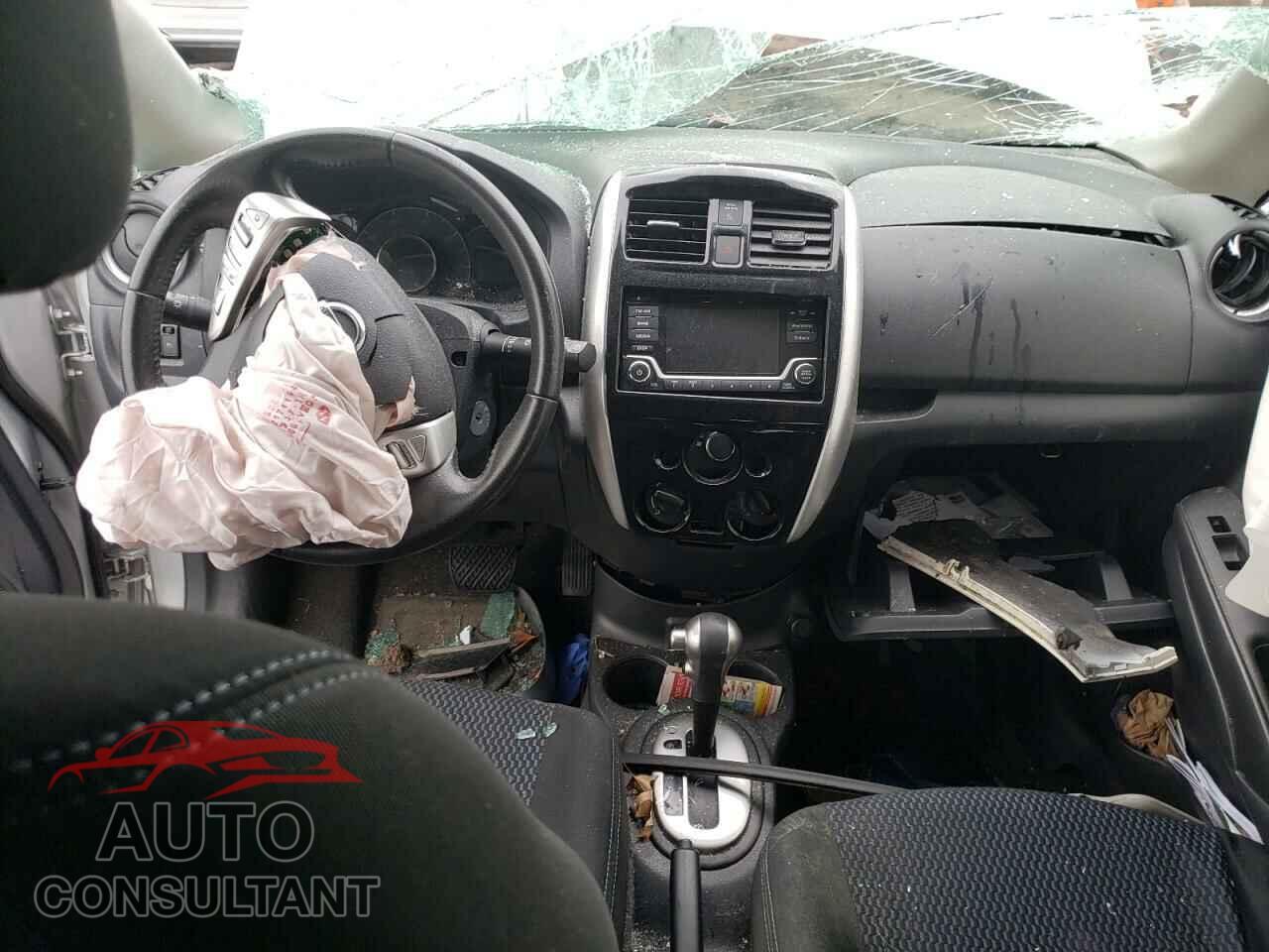 NISSAN VERSA 2017 - 3N1CE2CP3HL367317