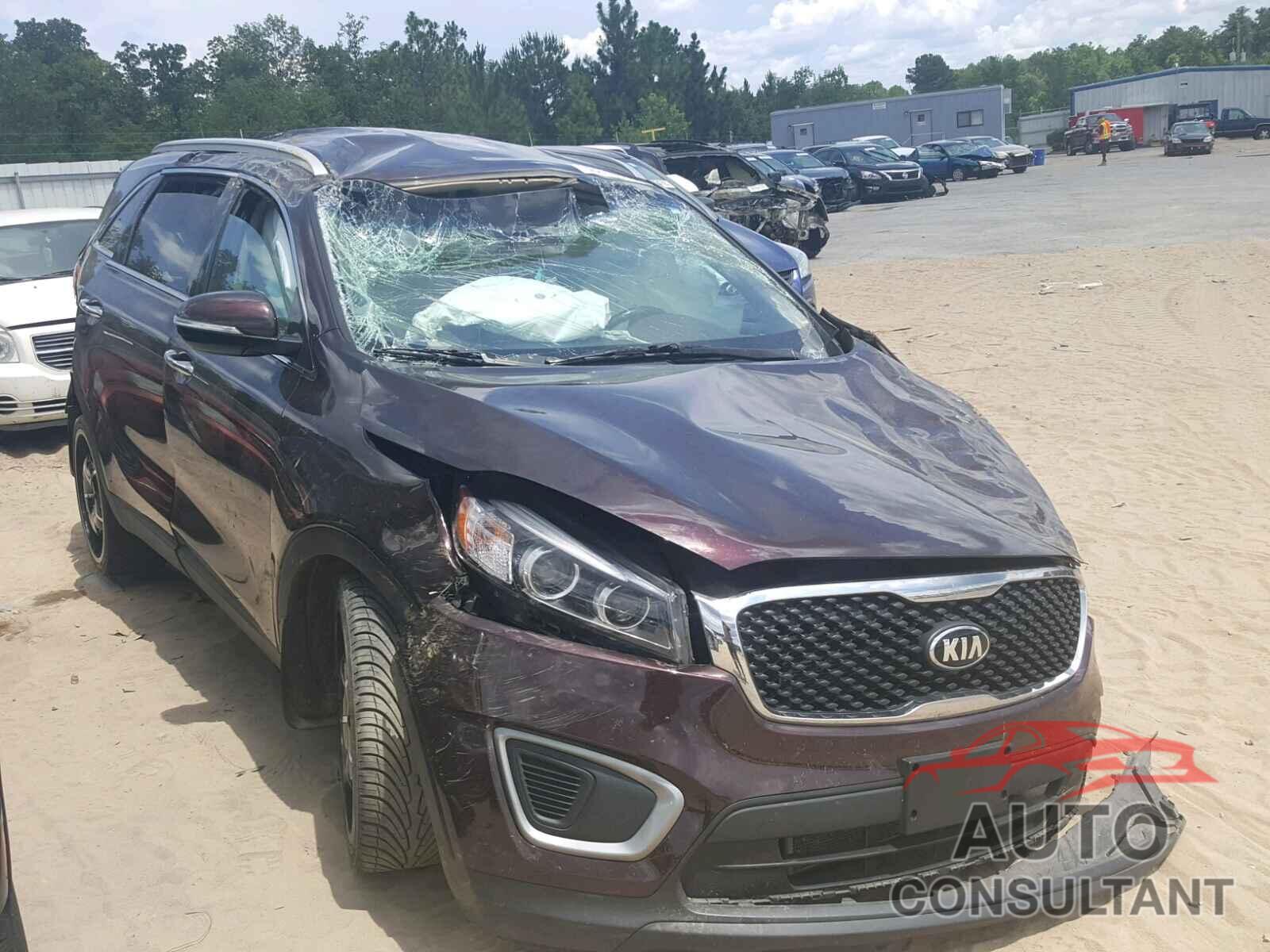 KIA SORENTO LX 2016 - 5XYPG4A39GG035537