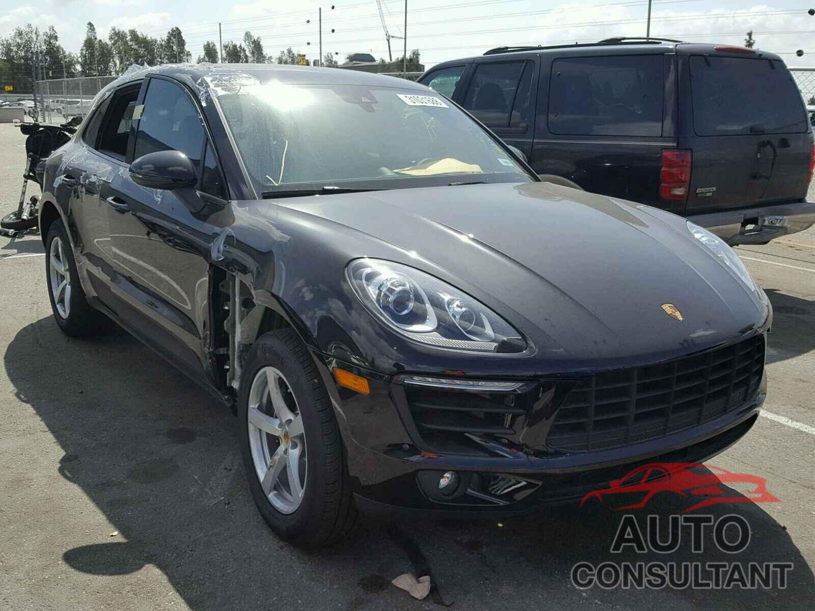 PORSCHE MACAN 2018 - WP1AA2A58JLB02491