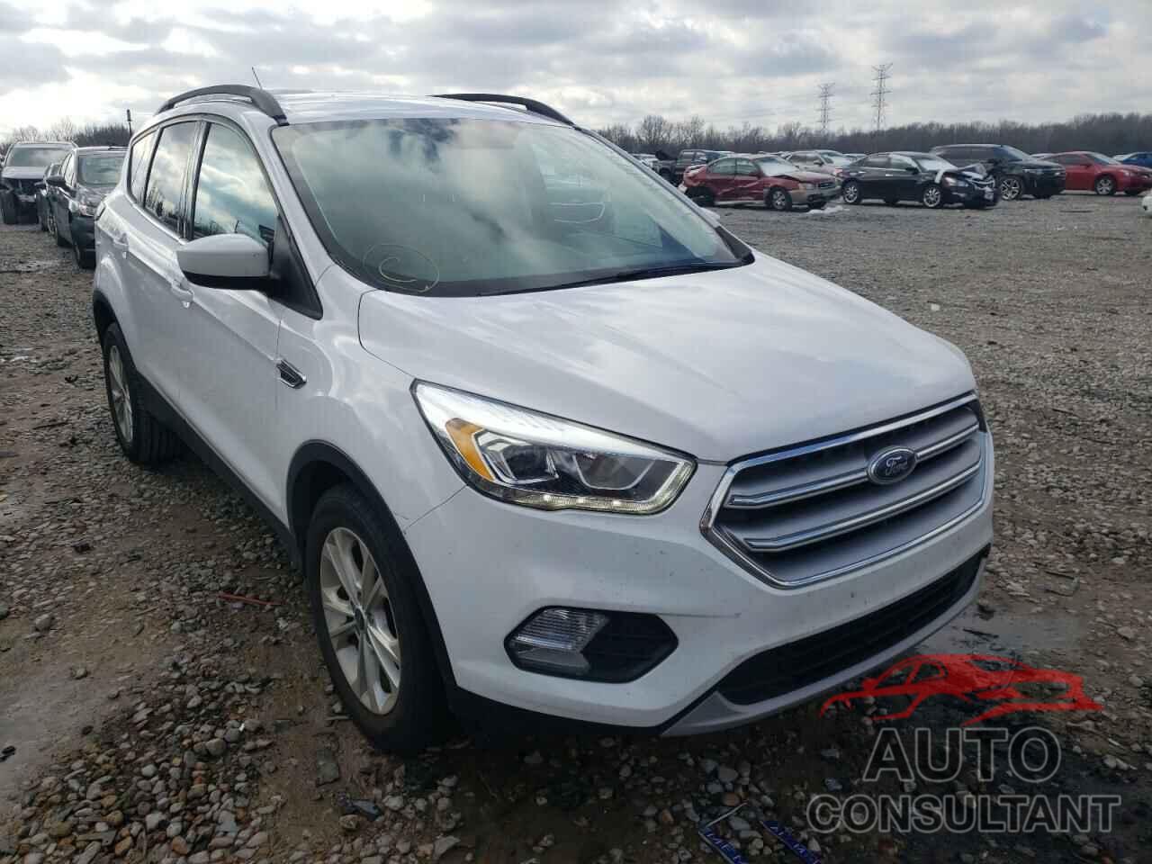 FORD ESCAPE 2017 - 1FMCU0GD1HUA52196