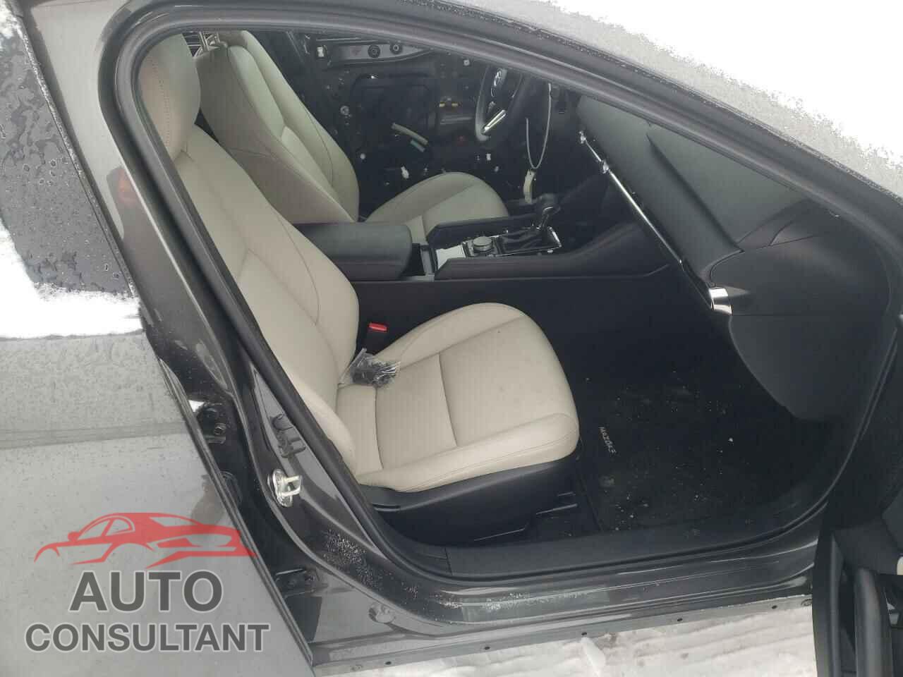 MAZDA 3 2021 - JM1BPBLL2M1314190