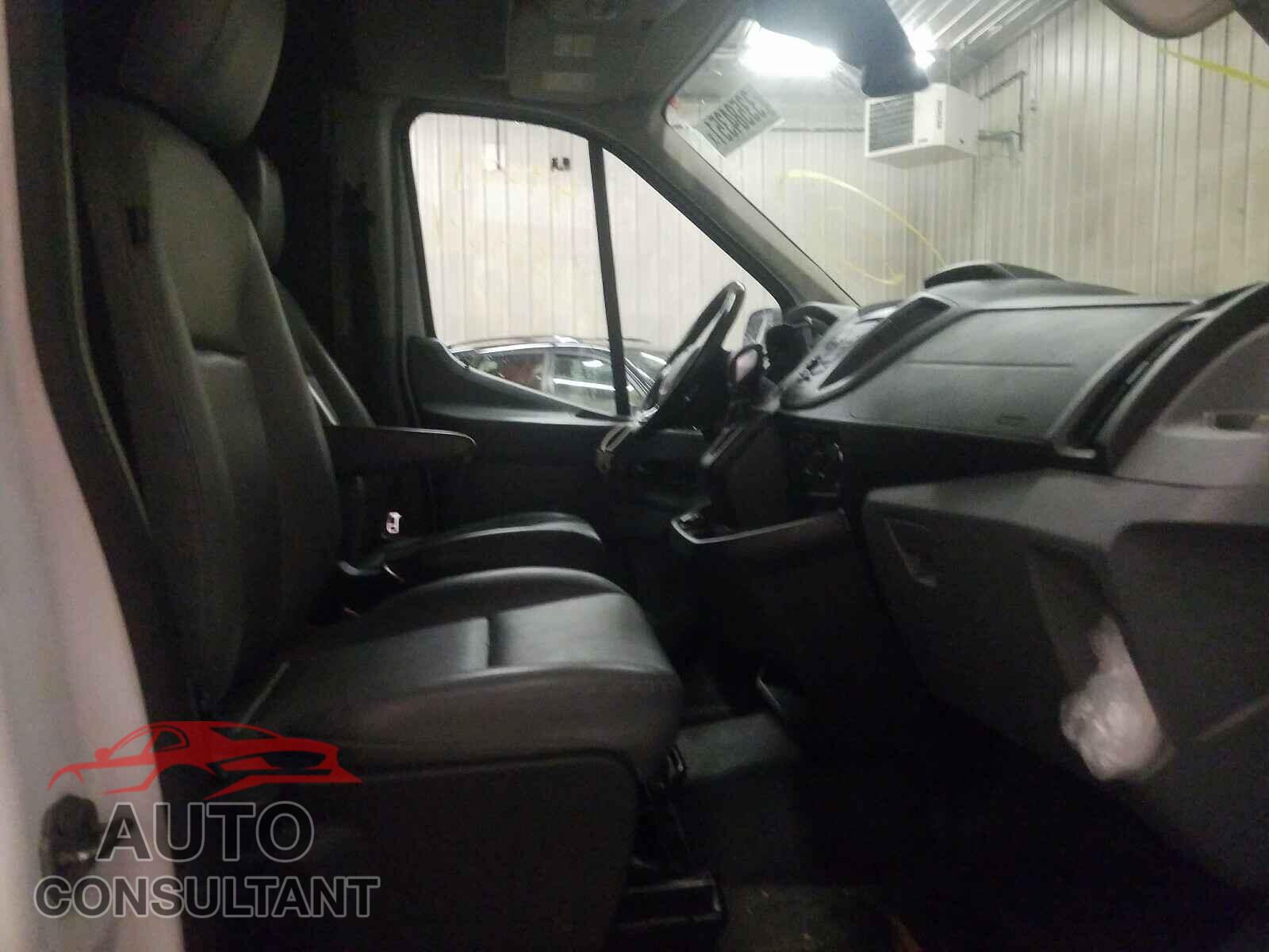 FORD TRANSIT CO 2017 - 1FTYE1CM0HKB33902