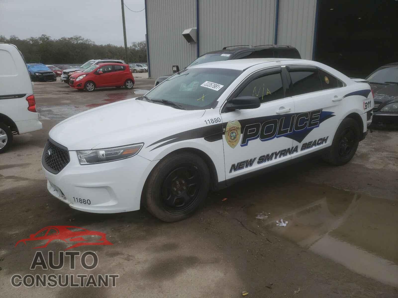 FORD TAURUS 2017 - 1FAHP2MK2HG108702