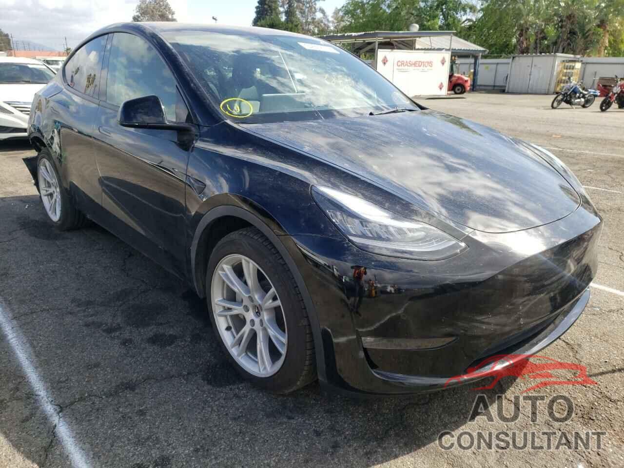 TESLA MODEL Y 2021 - 5YJYGDEE7MF161155
