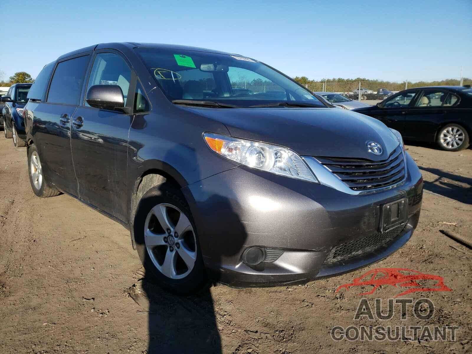 TOYOTA SIENNA 2017 - 5TDKZ3DC1HS851205