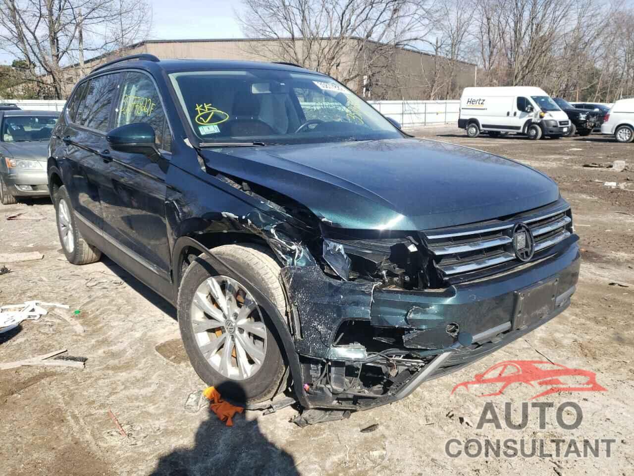 VOLKSWAGEN TIGUAN 2018 - 3VV2B7AX4JM181756