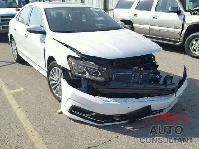 VOLKSWAGEN PASSAT 2017 - 1VWBT7A30HC037963