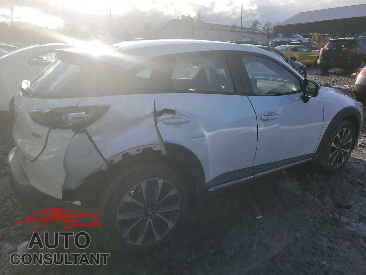 MAZDA CX-3 2019 - JM1DKFD7XK0408918