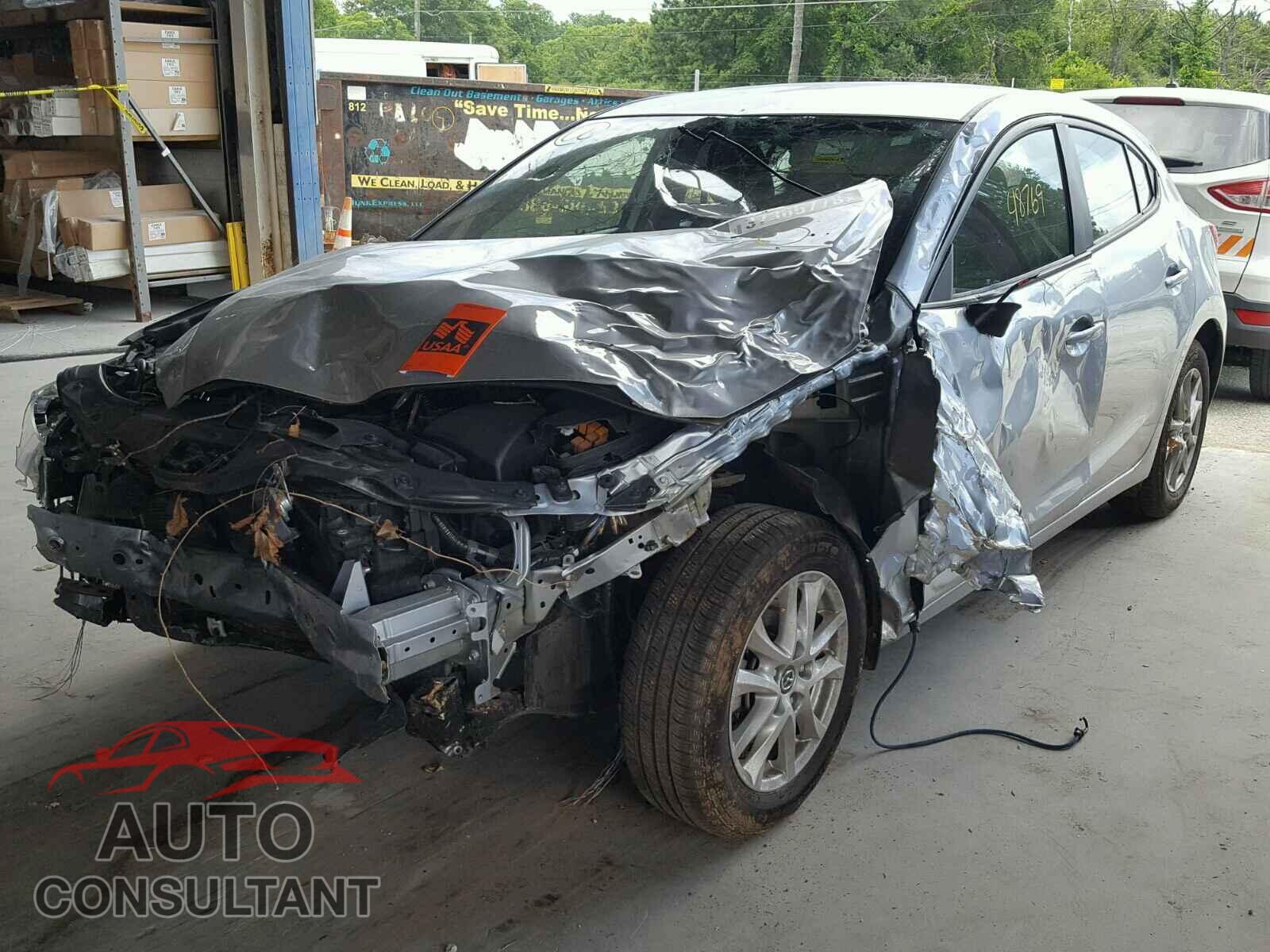 MAZDA 3 2017 - 3MZBN1K7XHM106410