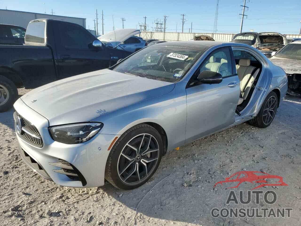 MERCEDES-BENZ E-CLASS 2022 - W1KZF8DB9NB098883