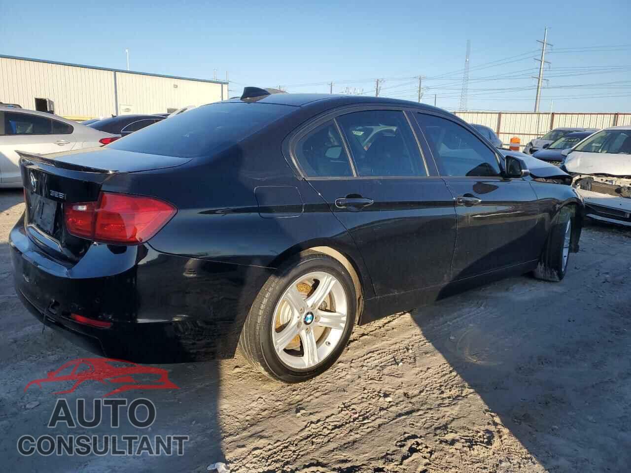 BMW 3 SERIES 2015 - WBA3A5C5XFF610991