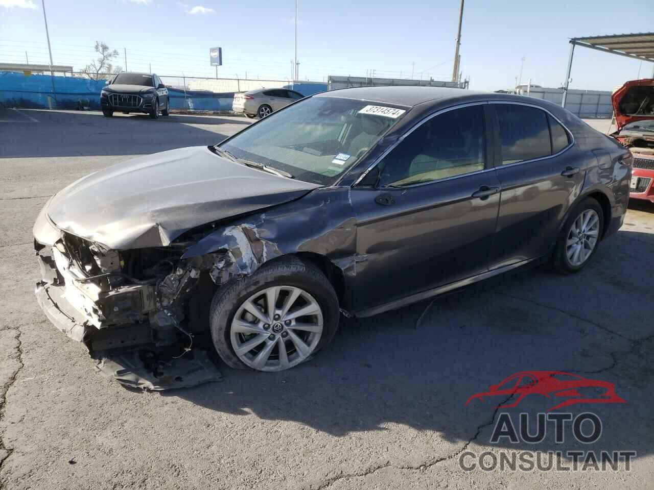 TOYOTA CAMRY 2022 - 4T1C11AK6NU007109