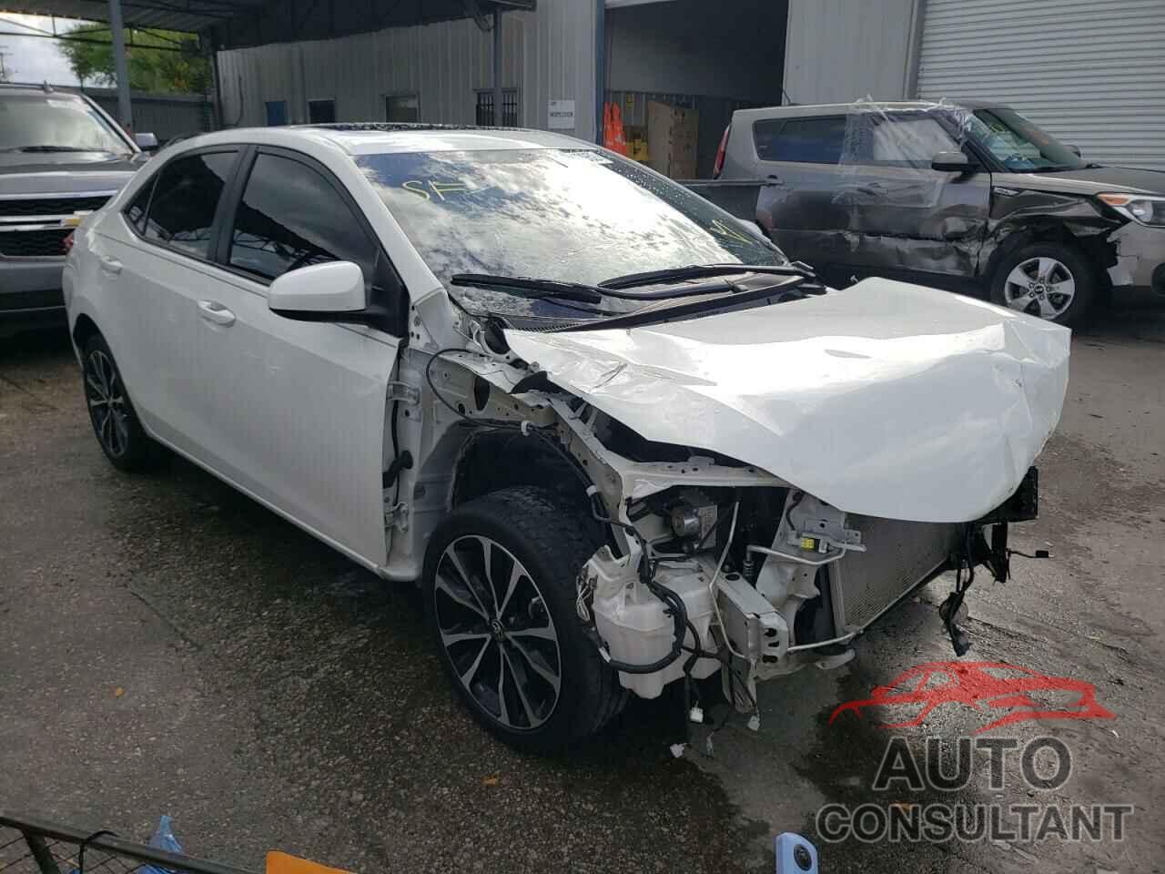 TOYOTA COROLLA 2018 - 5YFBURHE9JP819923