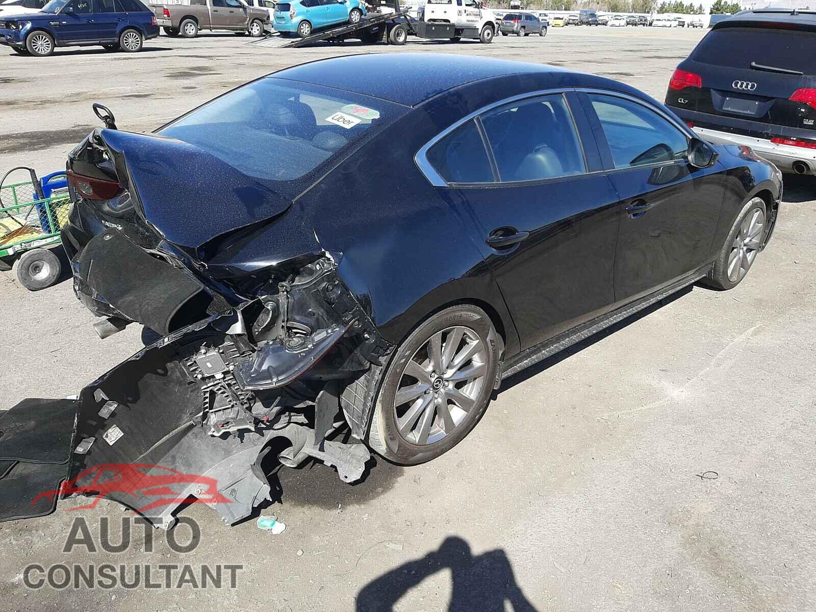 MAZDA 3 2019 - JM1BPACL0K1108471