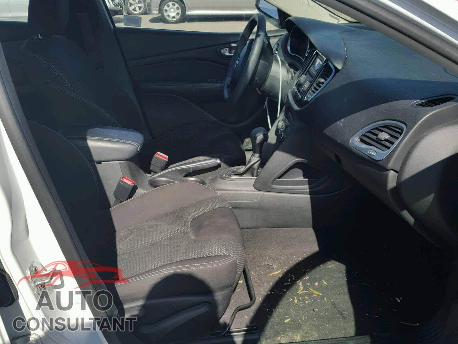 DODGE DART 2015 - 1C3CDFBB1FD265745