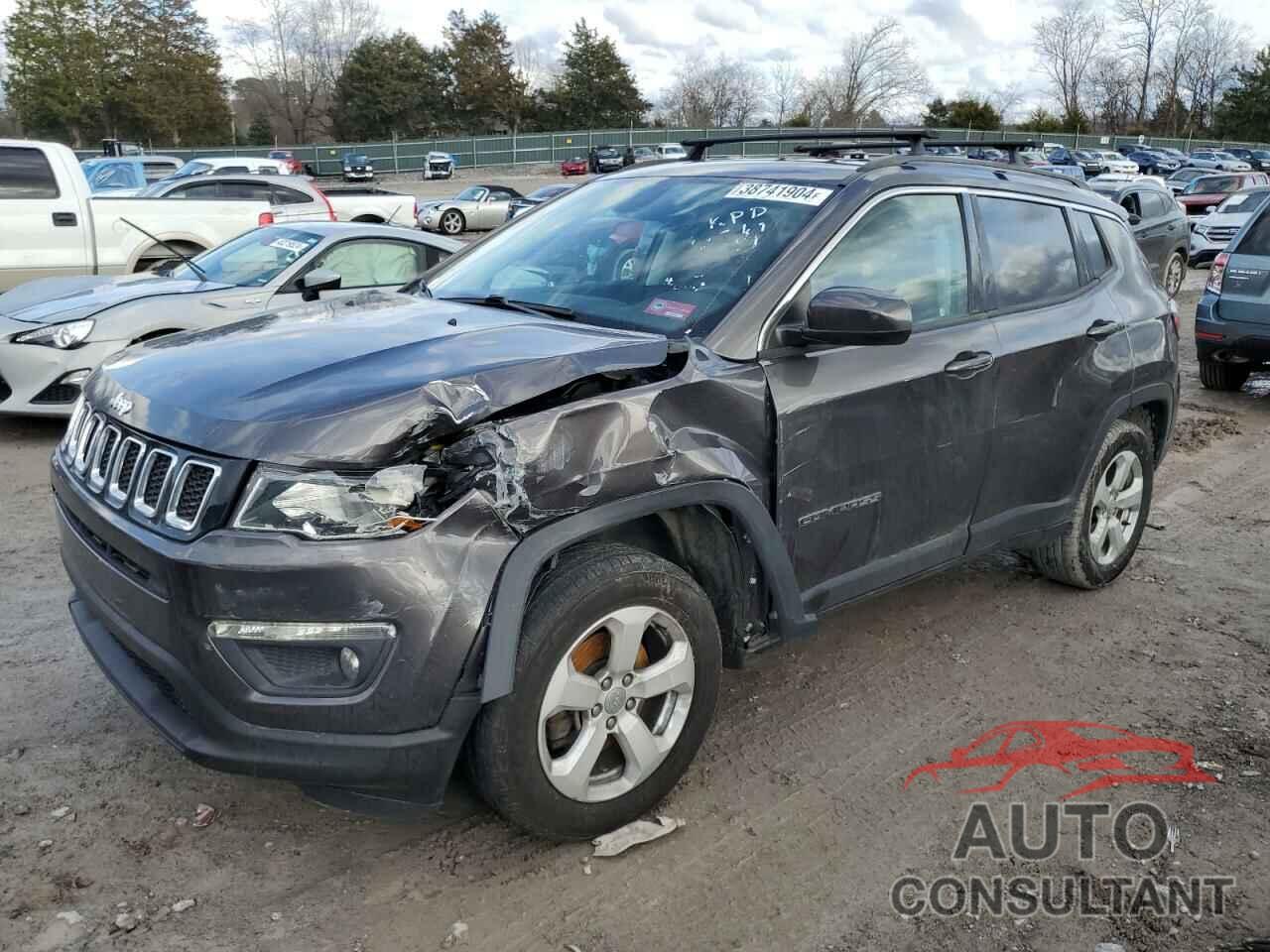 JEEP COMPASS 2018 - 3C4NJDBB2JT199517