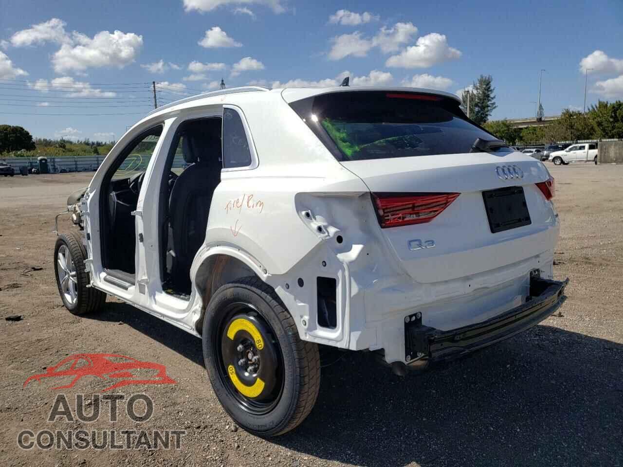 AUDI Q3 2021 - WA1DECF35M1074921