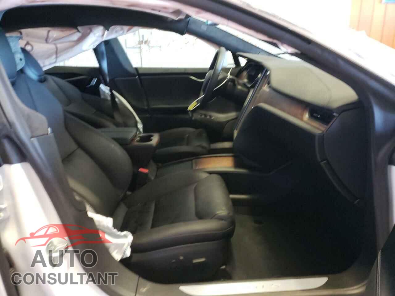 TESLA MODEL S 2020 - 5YJSA1E28LF398022