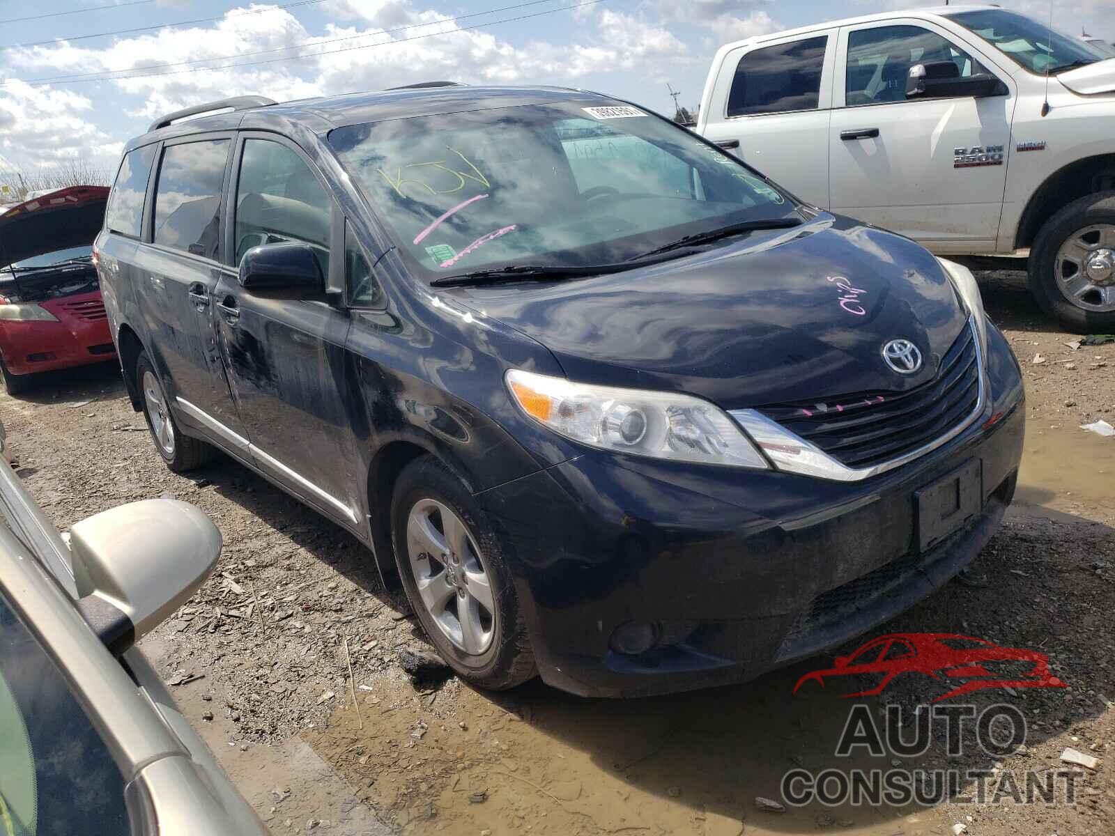 TOYOTA SIENNA 2016 - 5TDKK3DC9GS697782