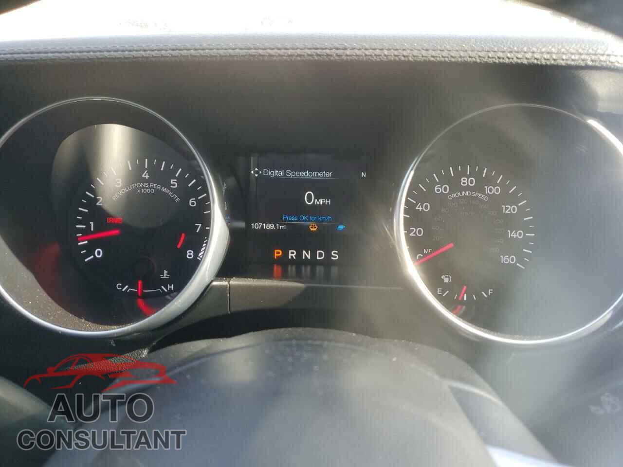 FORD MUSTANG 2018 - 1FA6P8CF7J5176428