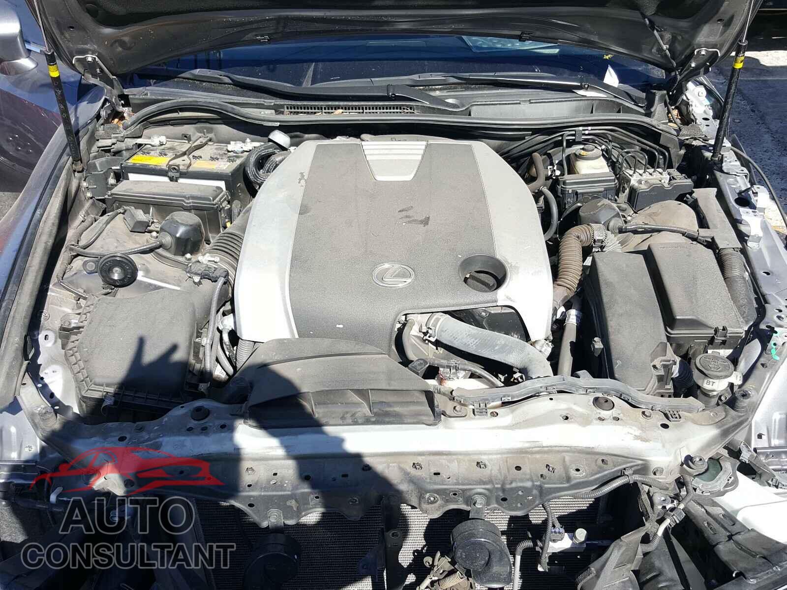 LEXUS IS 2017 - JTHBE1D23H5030148