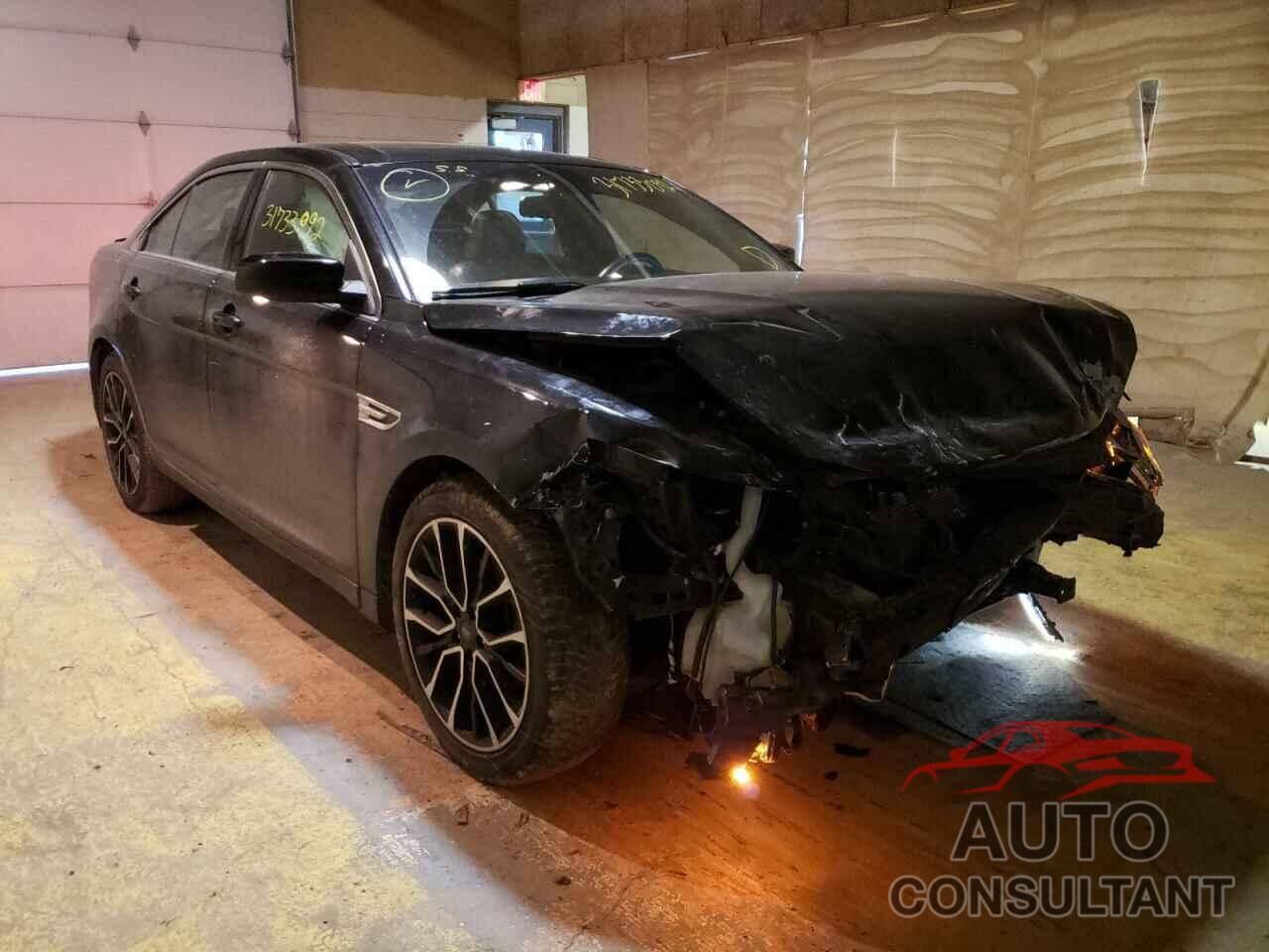 FORD TAURUS 2018 - 1FAHP2H88JG115528