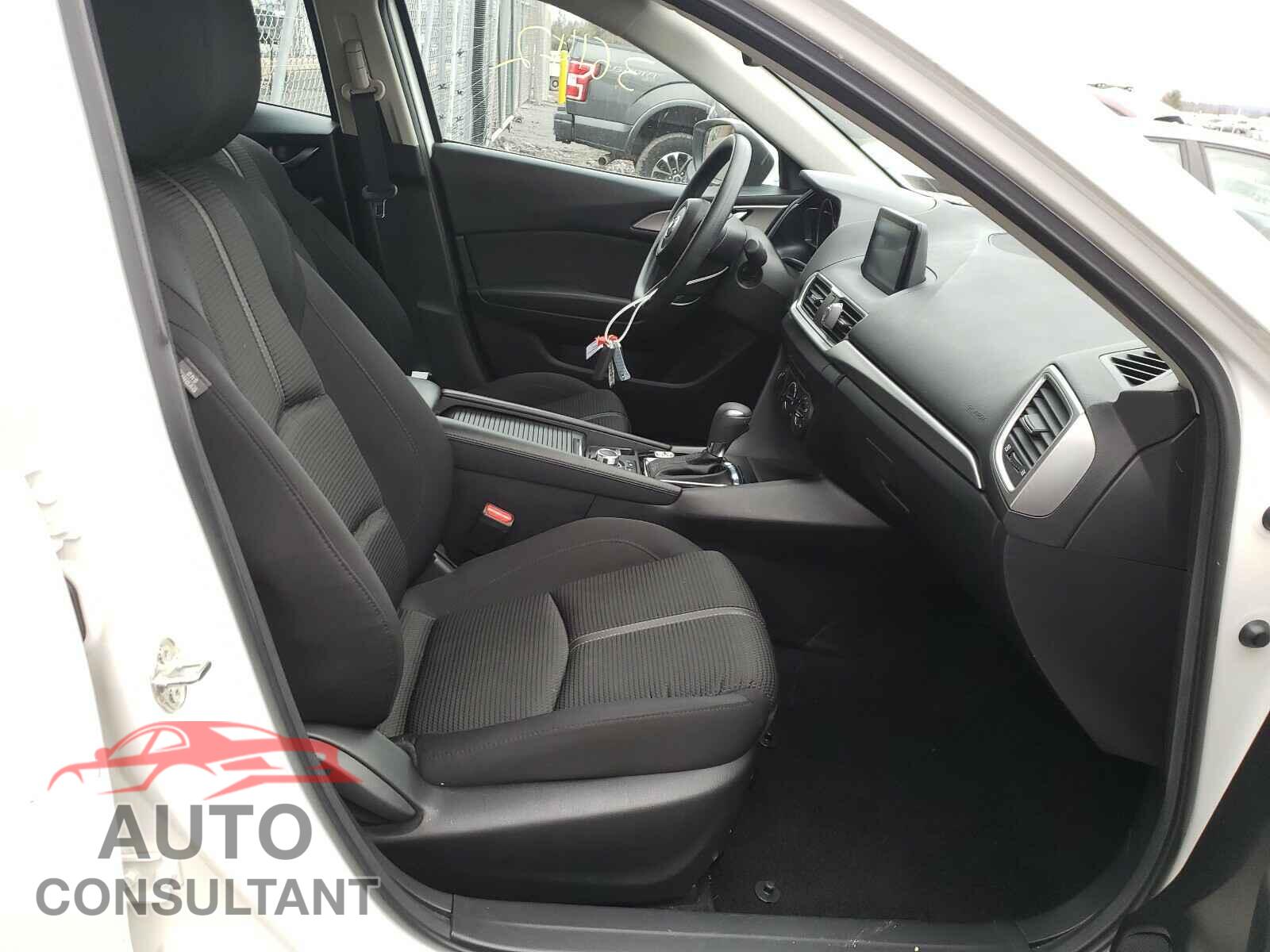 MAZDA 3 2017 - 3MZBN1U70HM132981