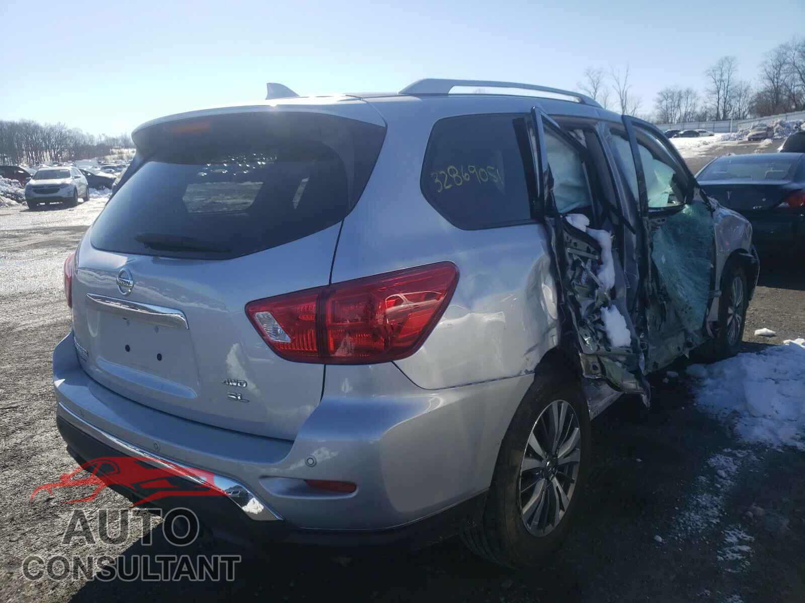 NISSAN PATHFINDER 2019 - 5N1DR2MM9KC628202