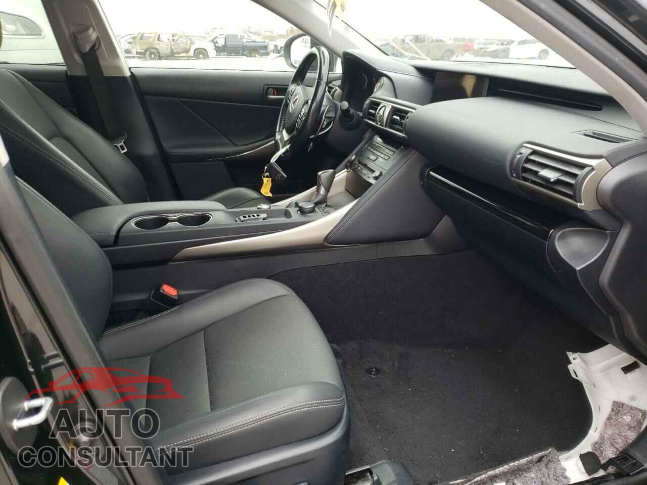 LEXUS IS 2017 - JTHBA1D20H5046223