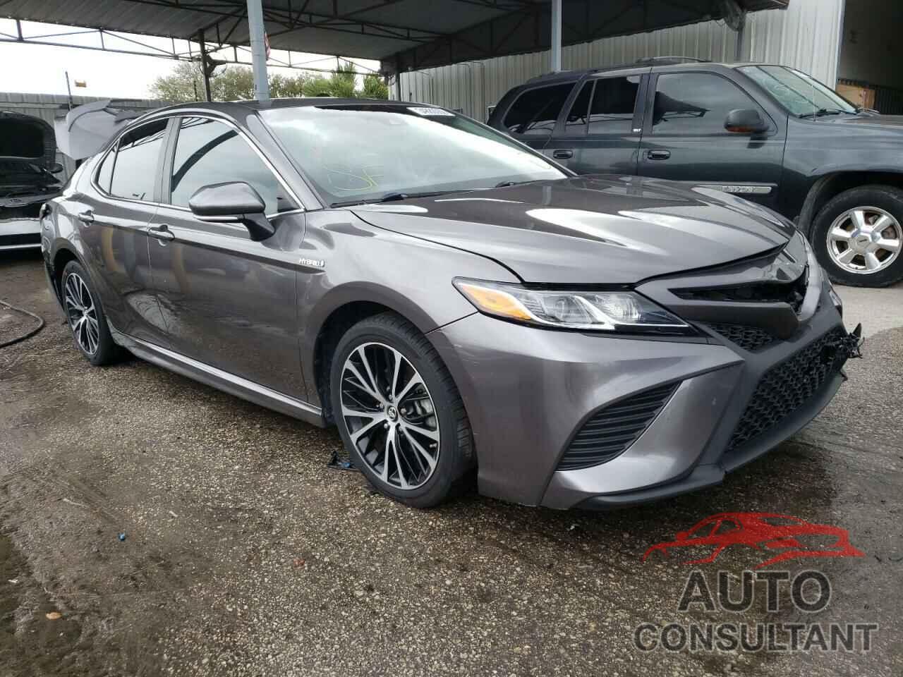 TOYOTA CAMRY 2019 - 4T1B21HK0KU513058