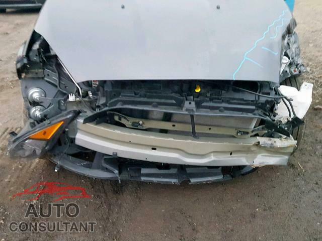 FORD FIESTA 2017 - 3FADP4EJ4HM163576