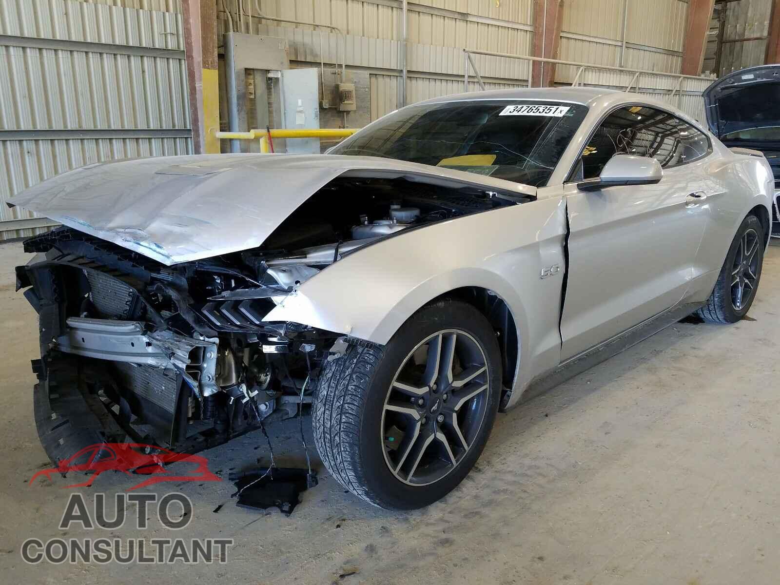 FORD MUSTANG 2019 - 1FA6P8CF4K5199926