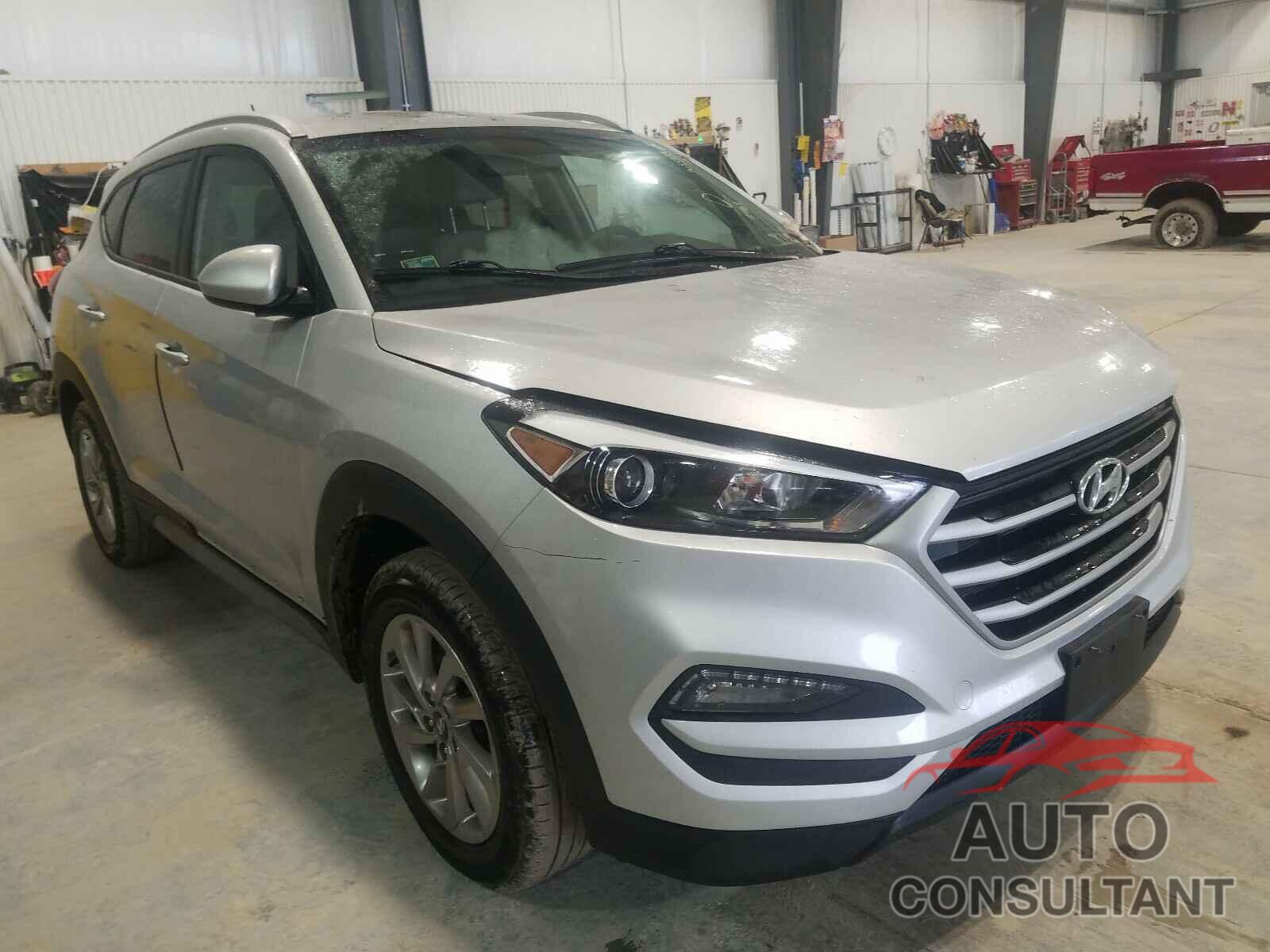 HYUNDAI TUCSON 2017 - KM8J3CA43HU475463