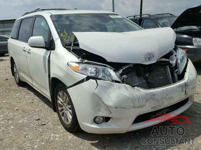 TOYOTA SIENNA 2015 - 5TDYK3DC8FS630194