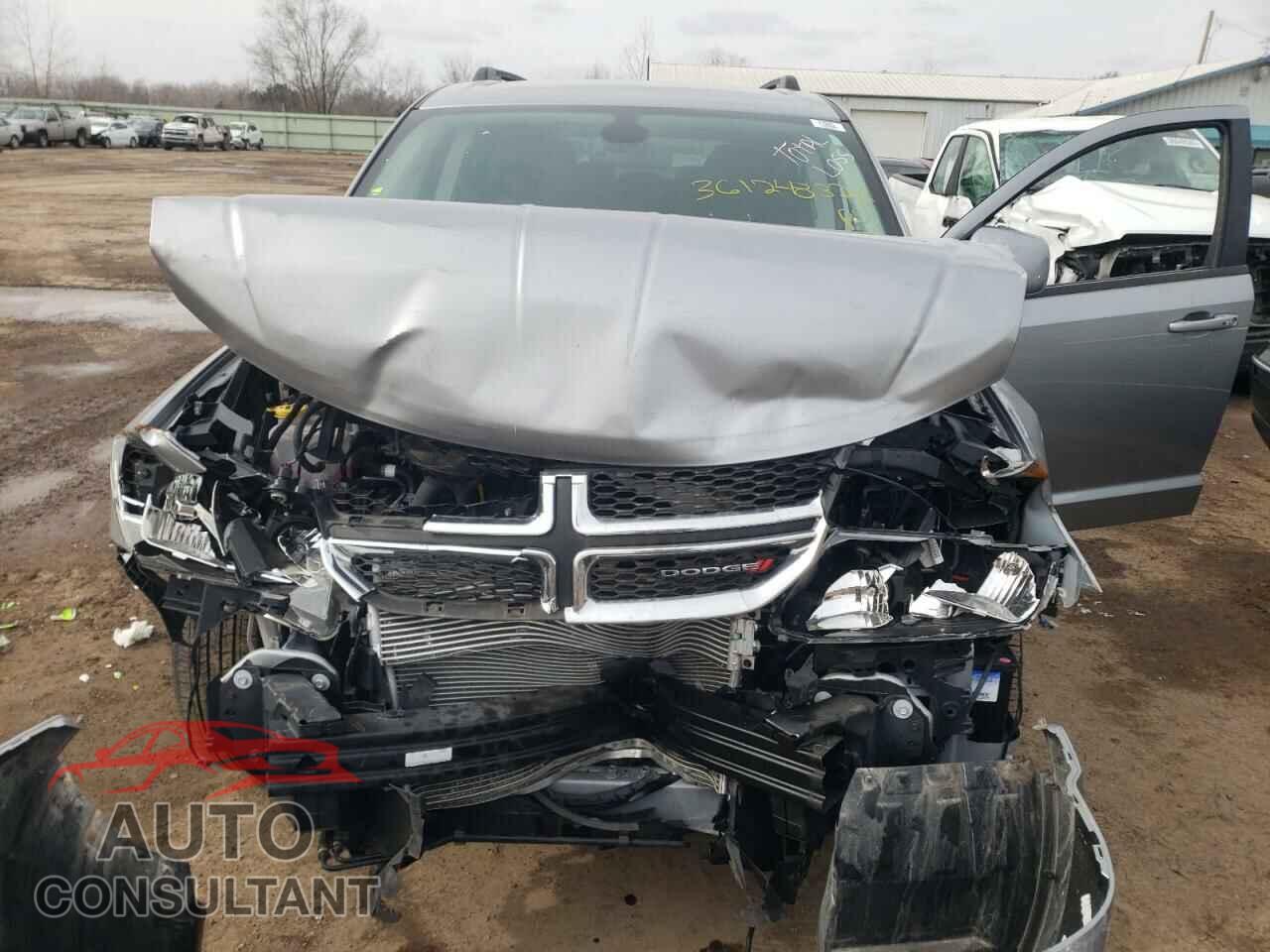 DODGE JOURNEY 2019 - 3C4PDCBB1KT701557