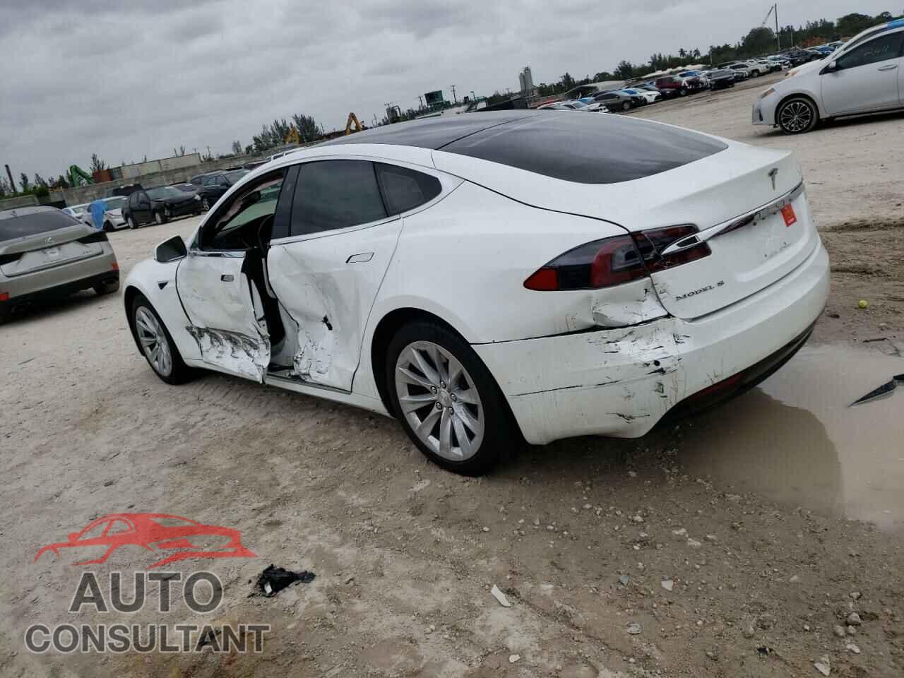 TESLA MODEL S 2017 - 5YJSA1E15HF180327