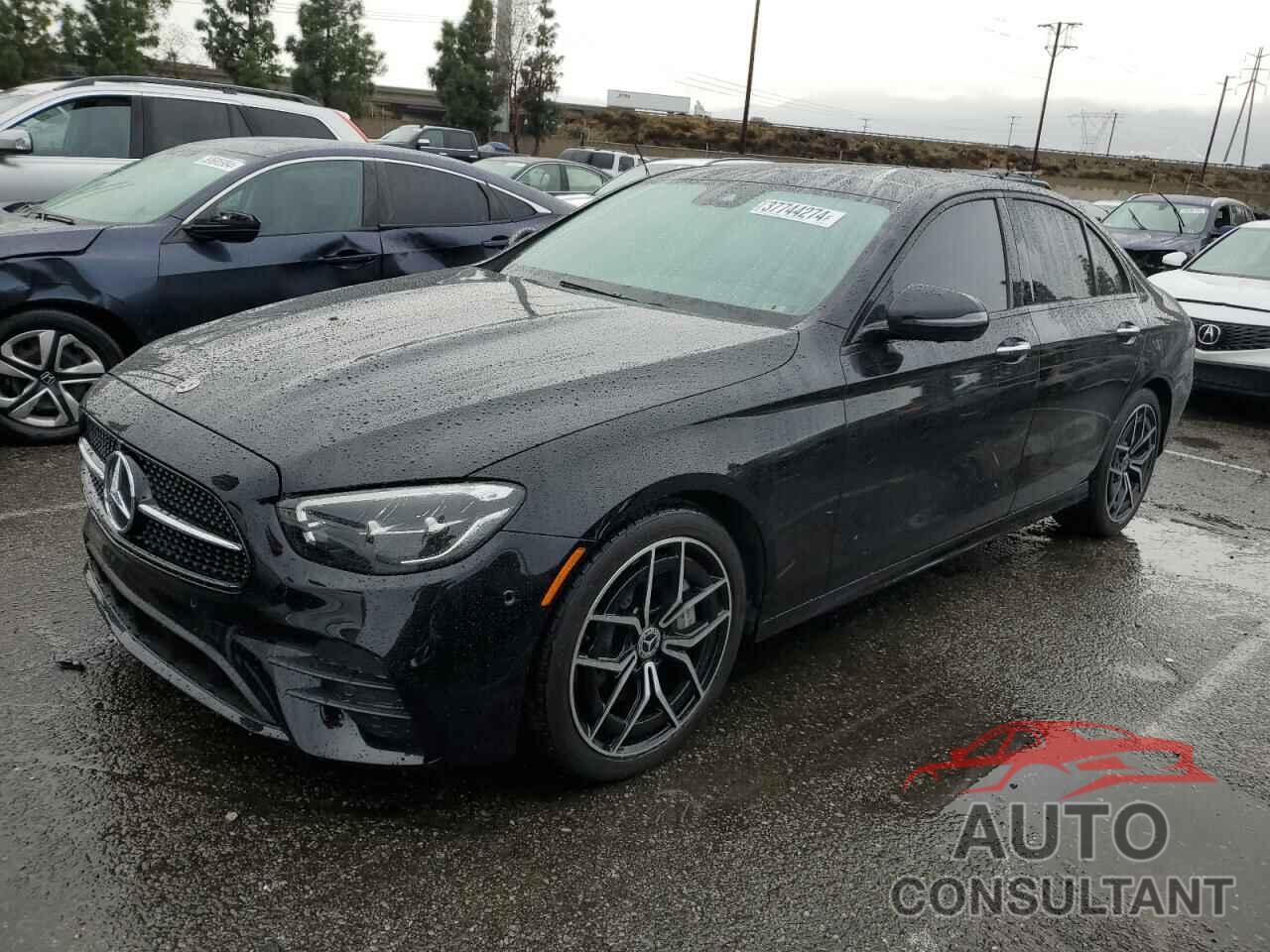 MERCEDES-BENZ E-CLASS 2022 - W1KZF8DB7NB085890