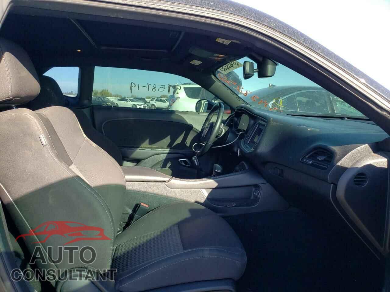 DODGE CHALLENGER 2019 - 2C3CDZBT5KH651771