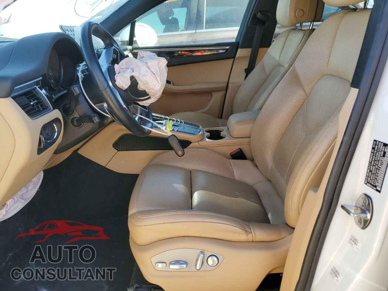 PORSCHE MACAN 2018 - WP1AA2A56JLB17183