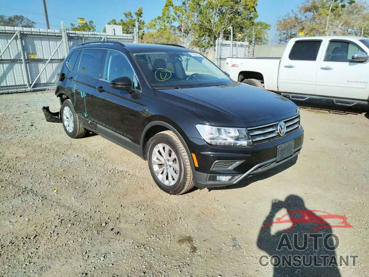 VOLKSWAGEN TIGUAN 2018 - 3VV3B7AX7JM006311