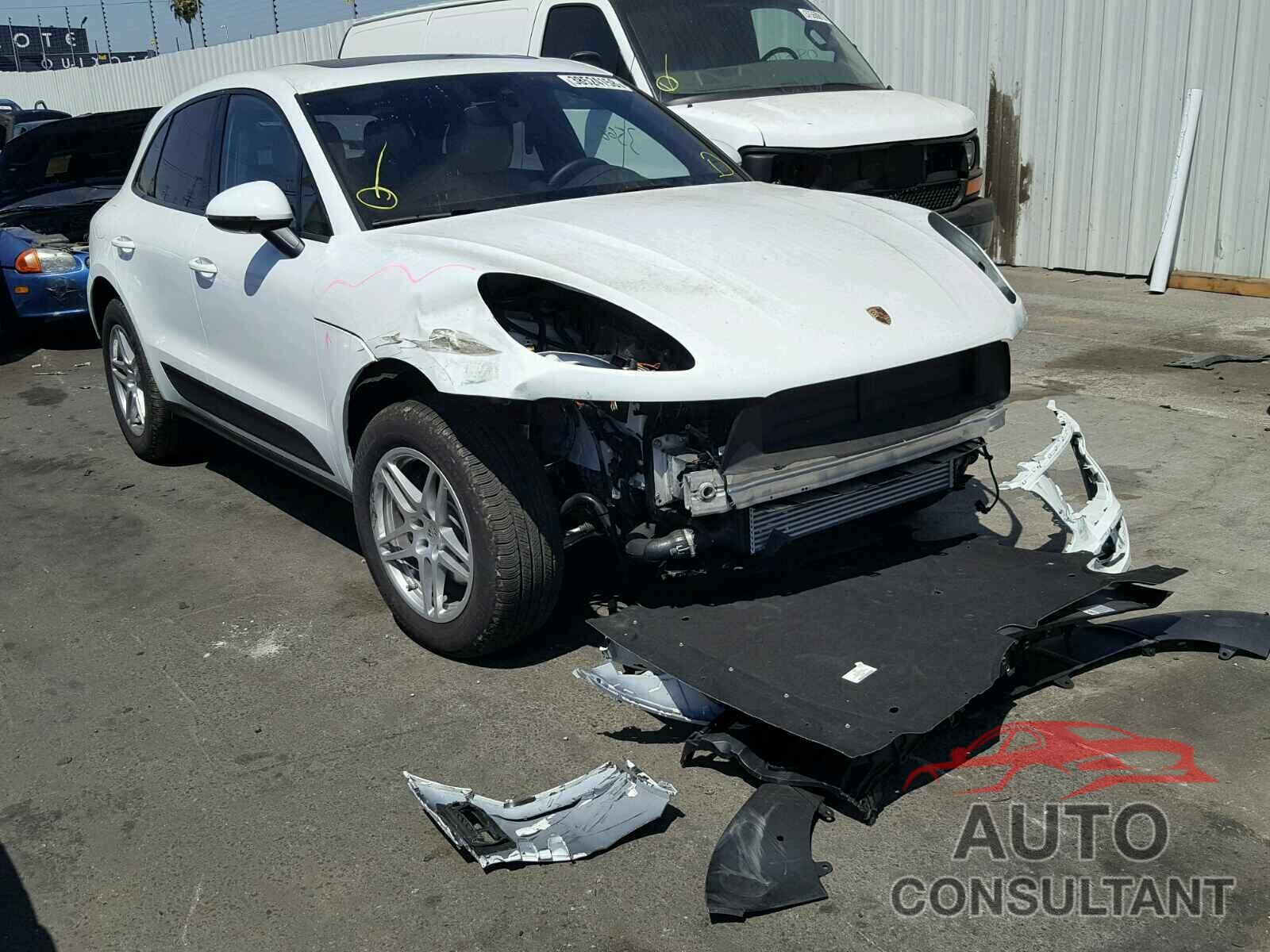 PORSCHE MACAN 2018 - WP1AA2A56JLB07124