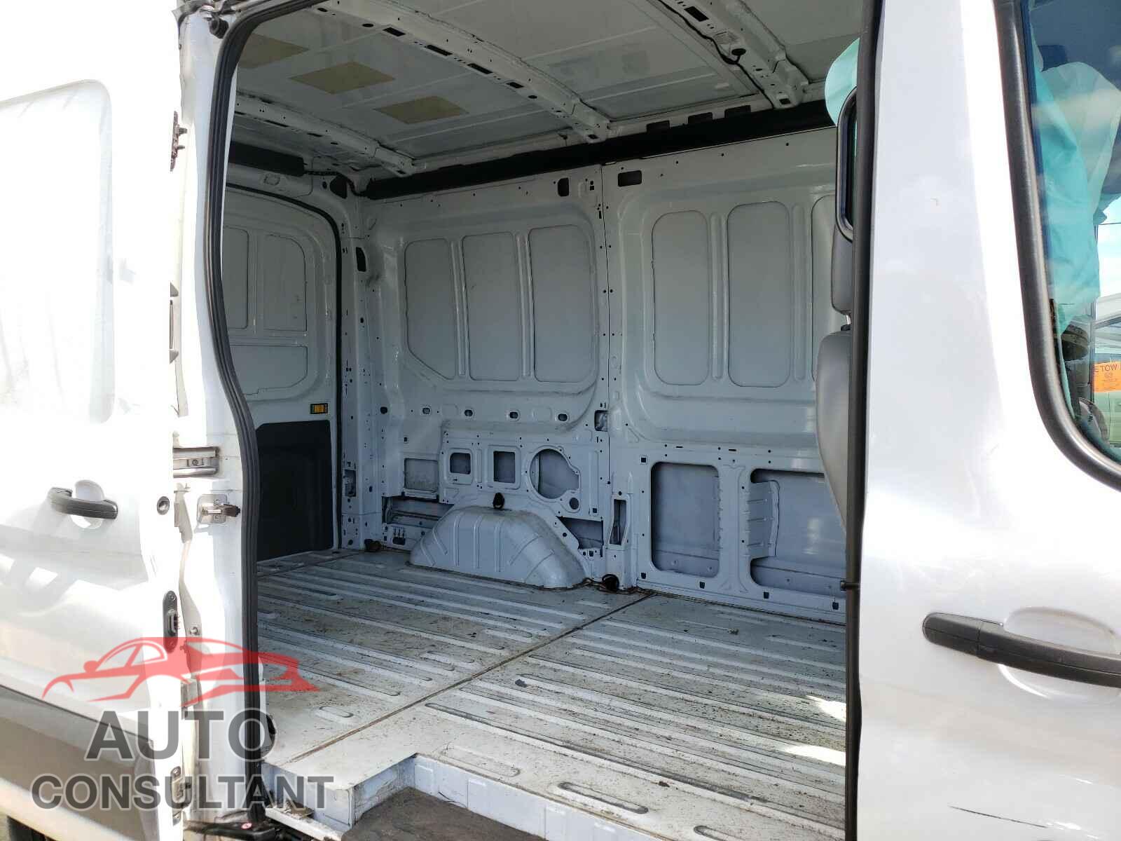 FORD TRANSIT CO 2019 - 1FTYR1CM4KKA04024